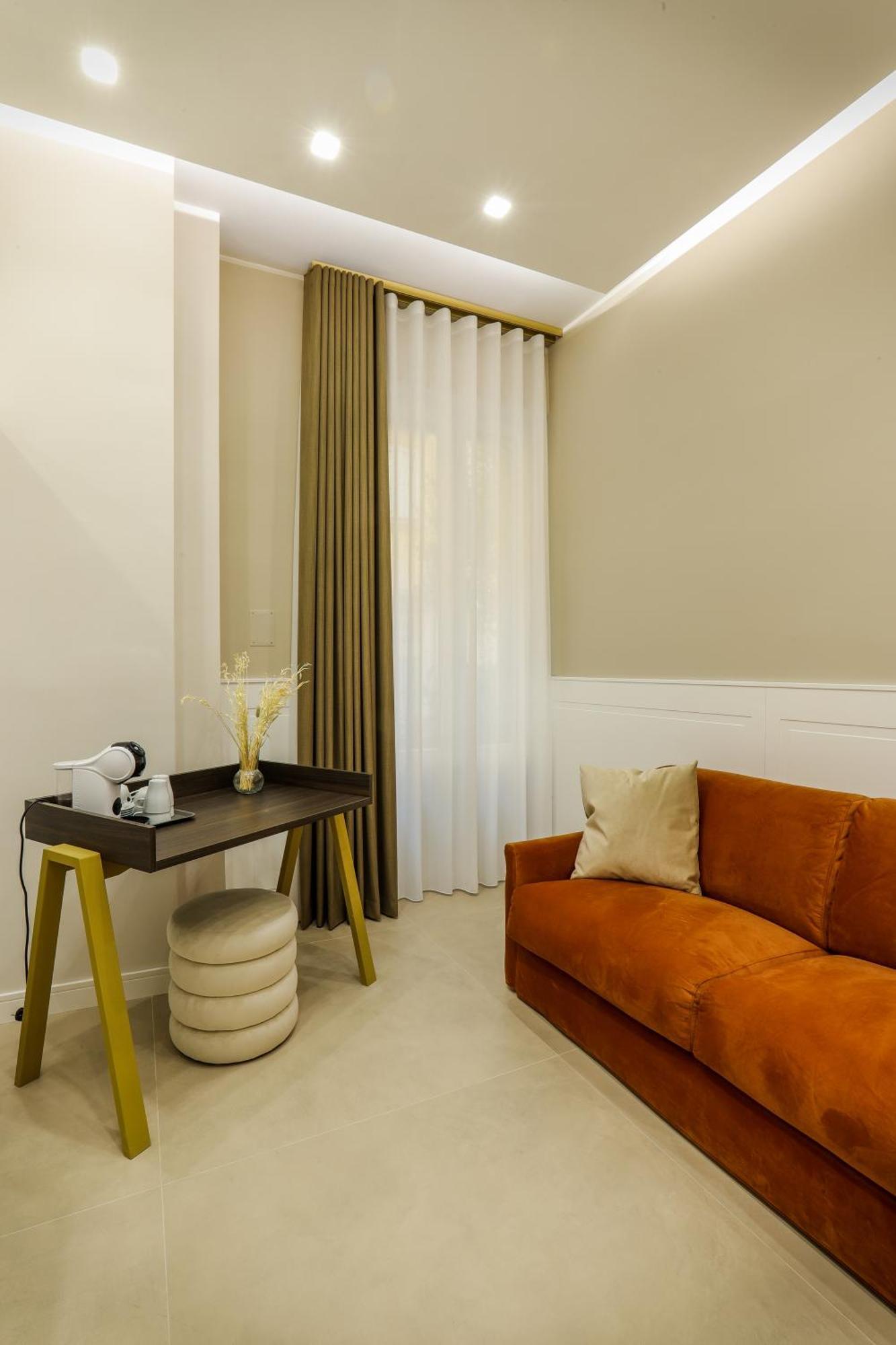 Conte Relais Suite Naples Luaran gambar